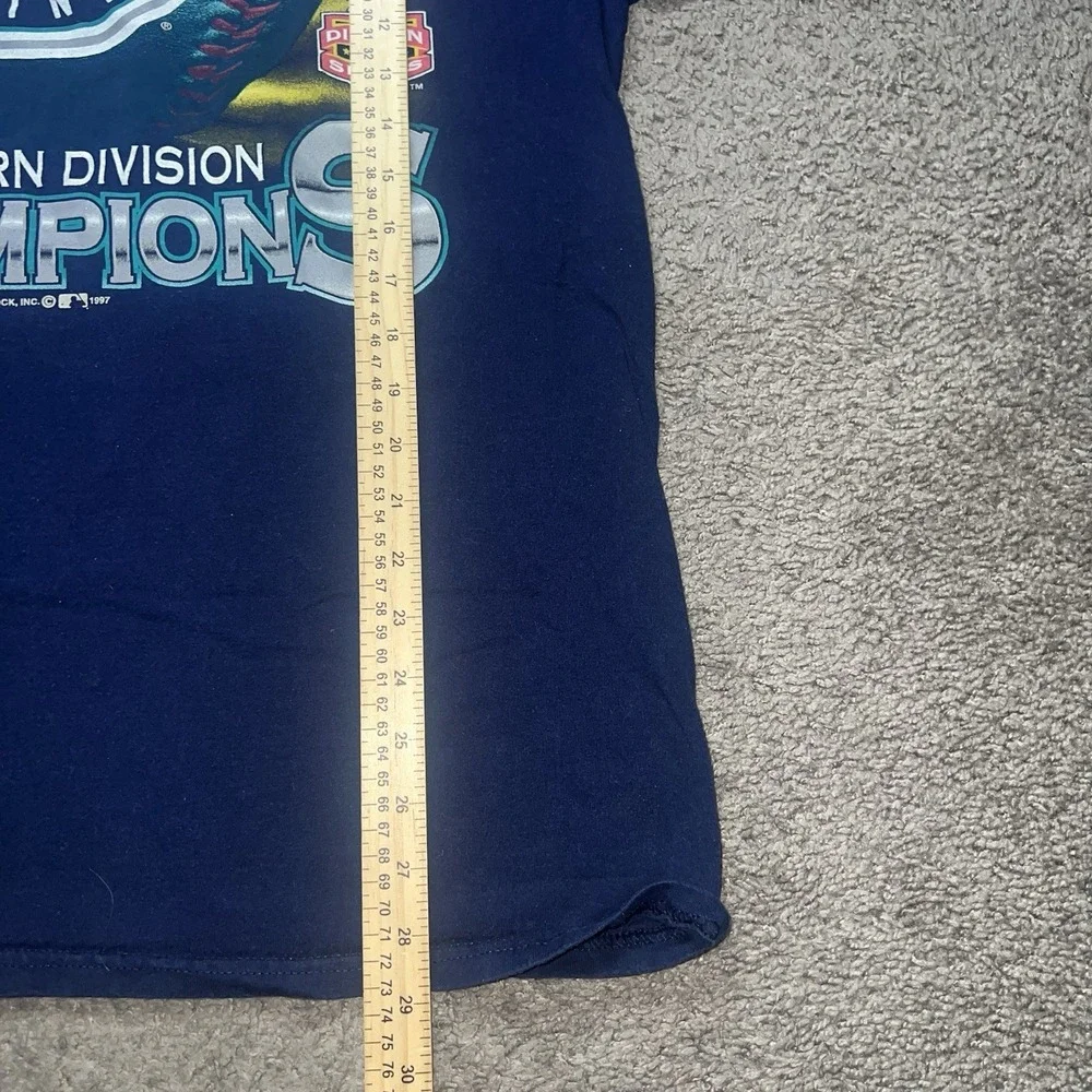 Vintage 1997 Seattle Mariners Western Division Champions T-Shirt Men's 2XL - Picture 5 of 8